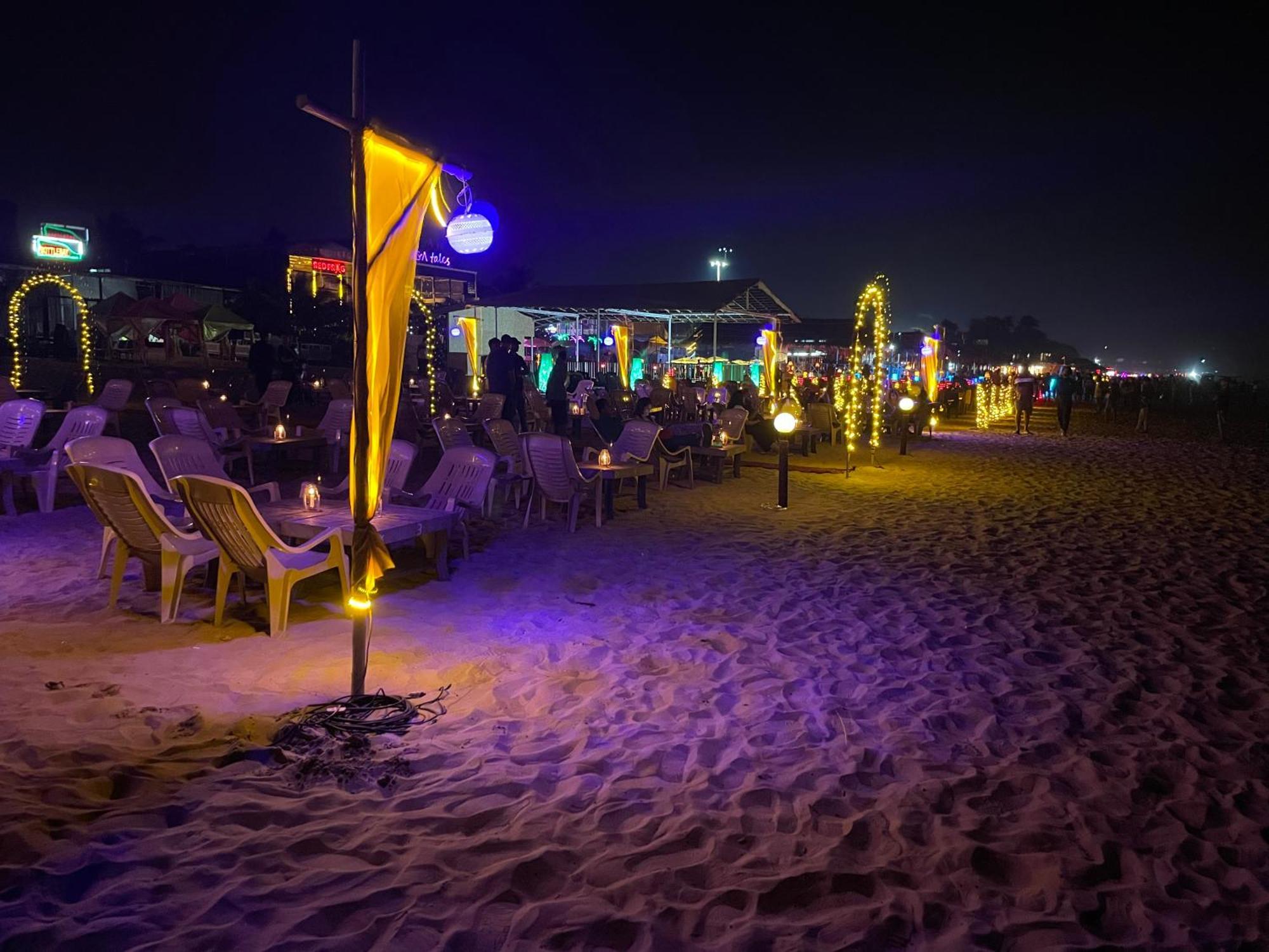 Baga Beach Ocean كالانغيُت المظهر الخارجي الصورة